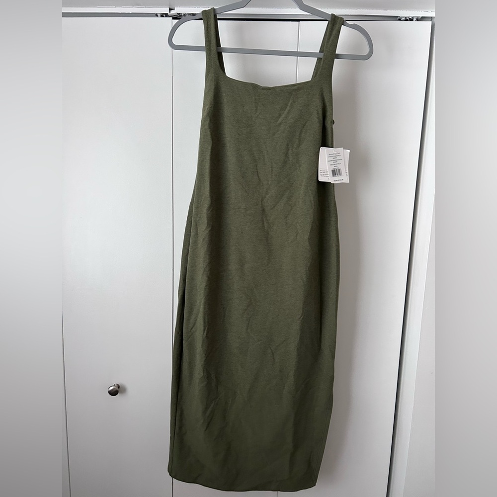 Beyond Yoga Green Spacedye Icon Midi Dress
